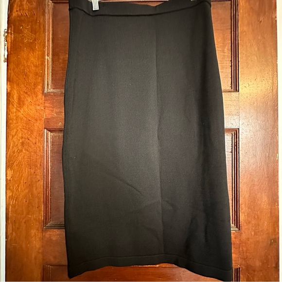 Tahari ASL Pencil Skirt with Slit - Picture 2 of 8